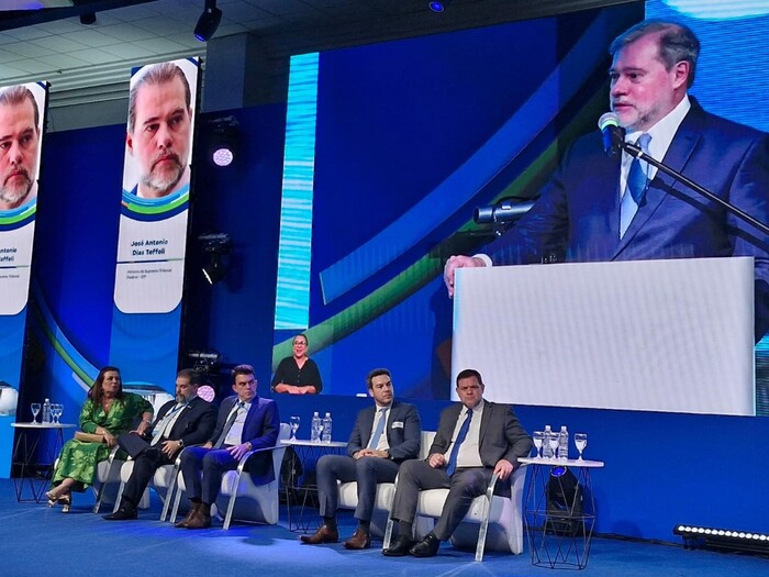 Presidente da ANTC, Ismar Viana compôs a mesa principal da solenidade de abertura do congresso que debateu a relevância dos órgãos de controle na construção de uma sociedade melhor